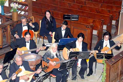 Konzert mit Mandolinenorchester und Gospelchor in der Christuskirche von Hallstatt