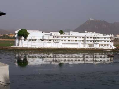 Wasserpalast und Lustschloss Jag Mandir