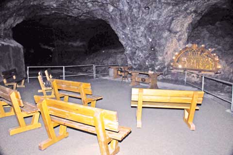 Hochzeitssaal Marienglashöhle Friedrichroda Hochzeitssaal Marienglashöhle Friedrichroda
