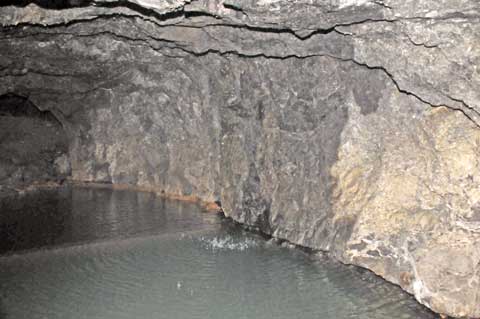 Höhlensee  Marienglashöhle Friedrichroda